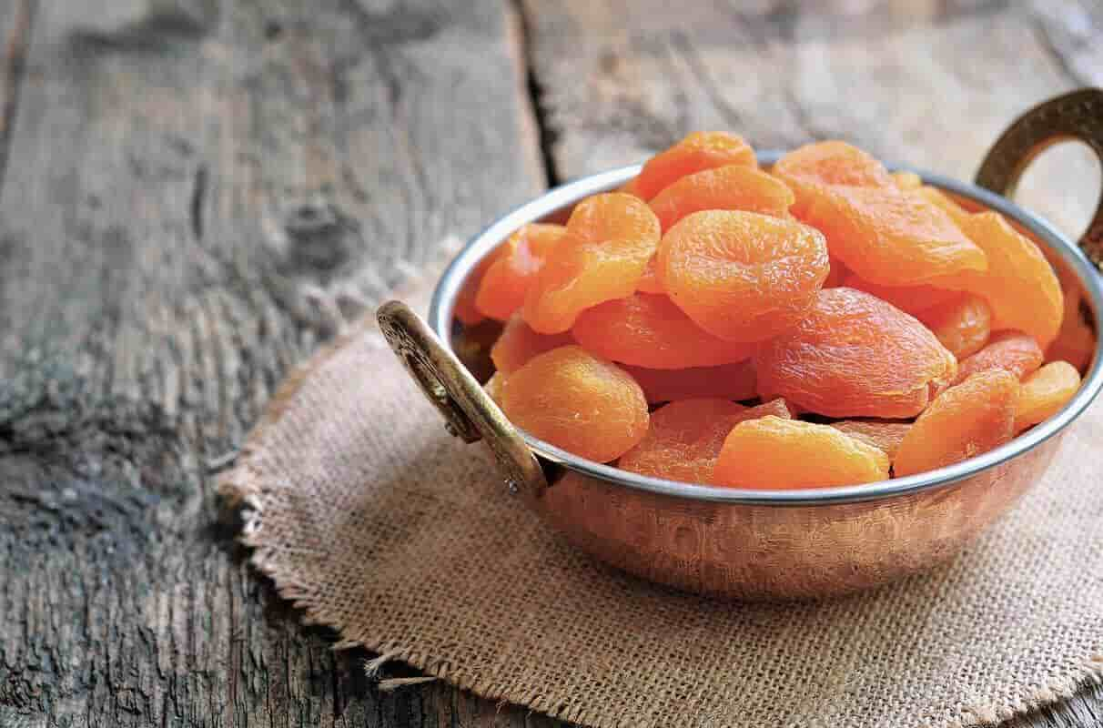  Buy the best types of dried apricot at a cheap price 