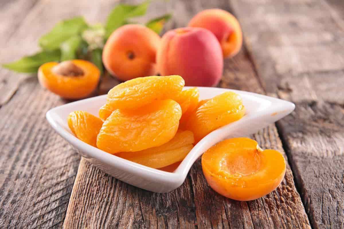  Buy the best types of dried apricot at a cheap price 