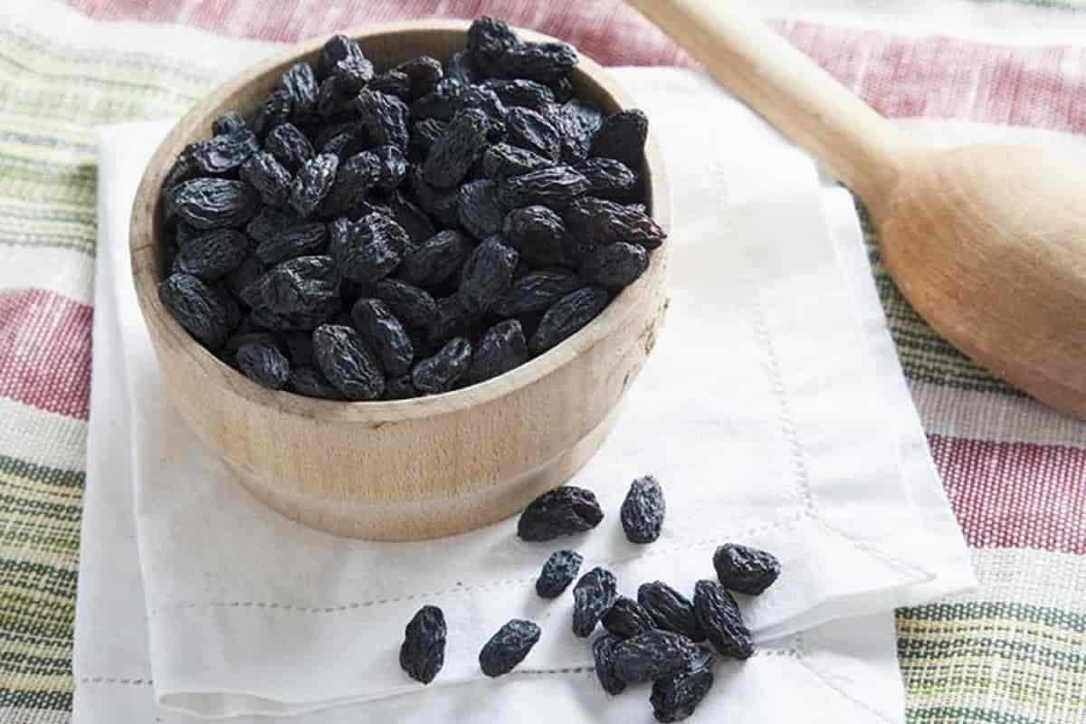  name of black raisins in english language vs Indian 