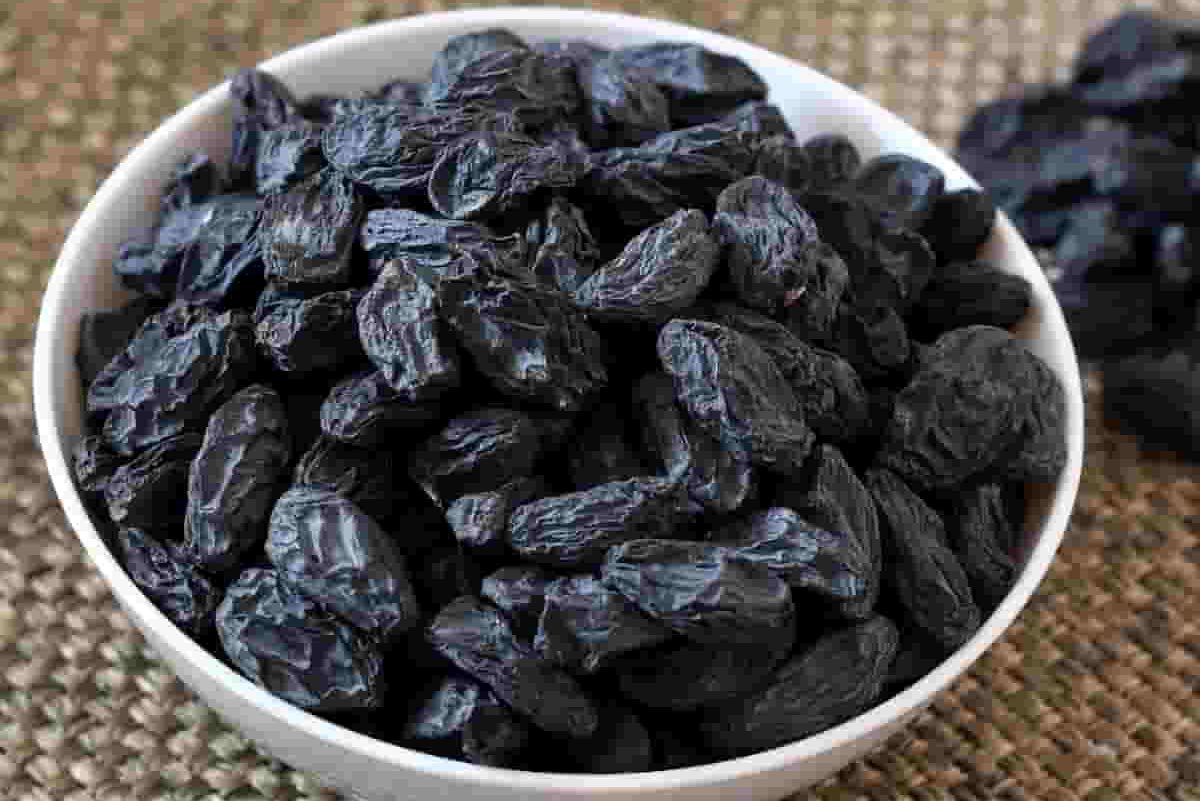  name of black raisins in english language vs Indian 