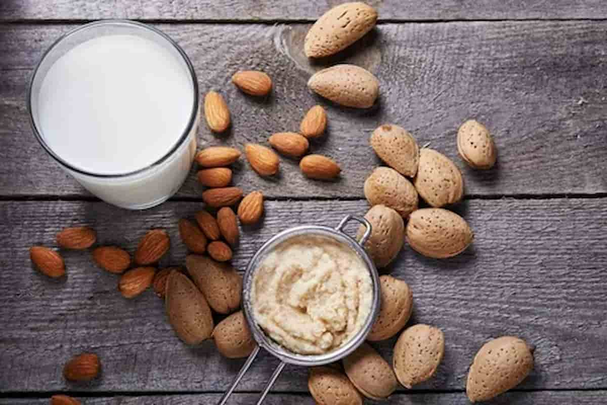  mamra almonds calories and its benefits for health of body 